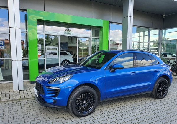 Porsche Macan cena 189900 przebieg: 73000, rok produkcji 2016 z Kętrzyn małe 667